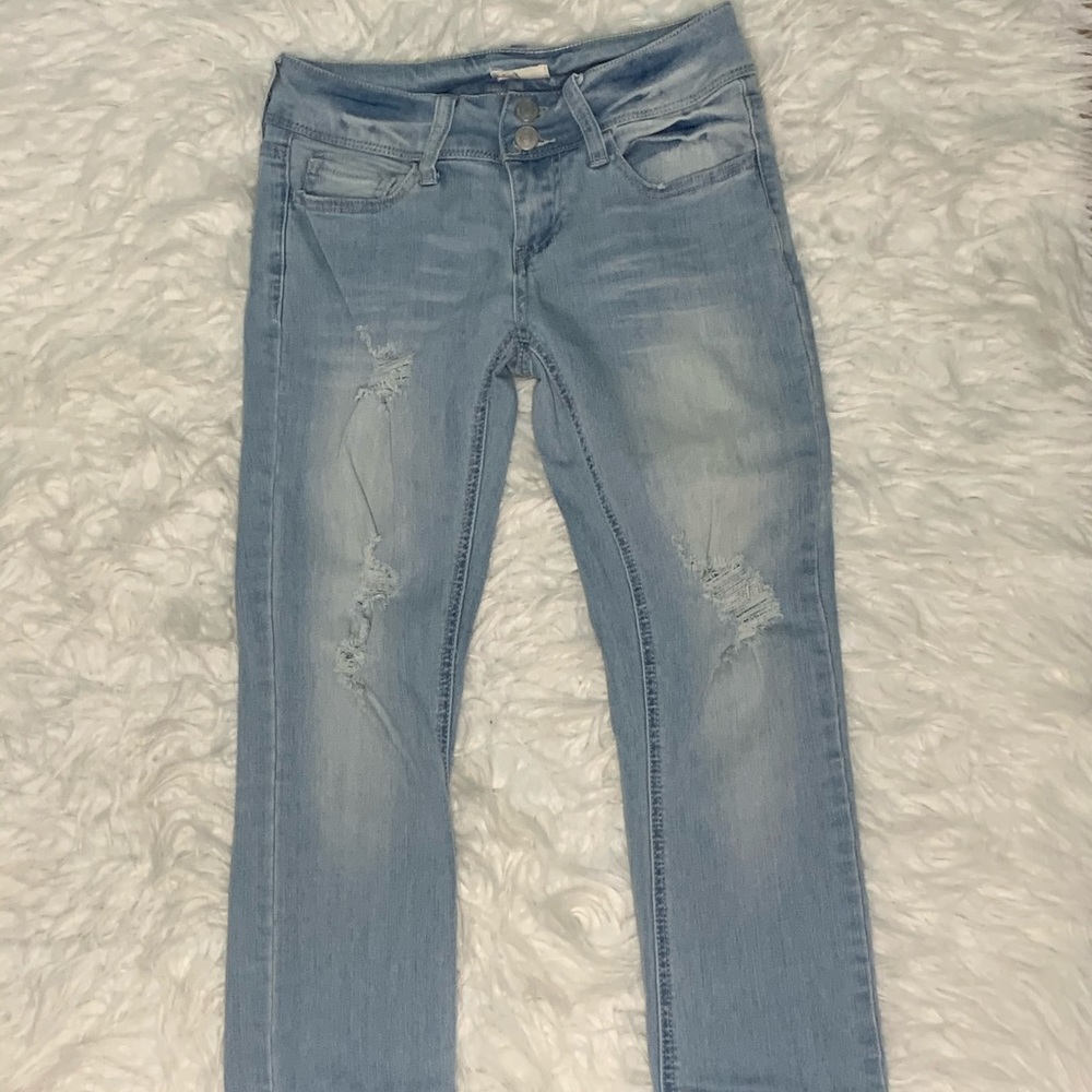 Ripped capri
